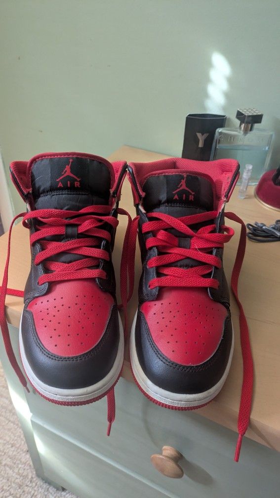 Air Jordan 1 Grade School Size 6 1/2 