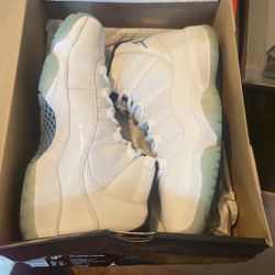 Jordan 11 Legend Blue 