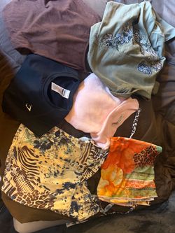 Women’s clothes small bundle great condition