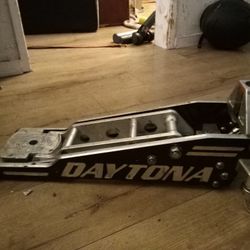 Daytona Low Profile 3 Ton Floor Jack