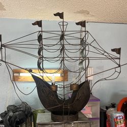 Vintage Pirate Ship Lamp