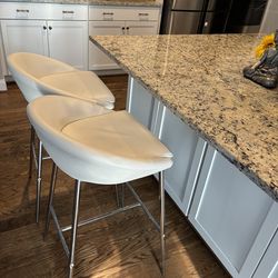 Pair of 2 Bar stools white premium kitchen dining chair