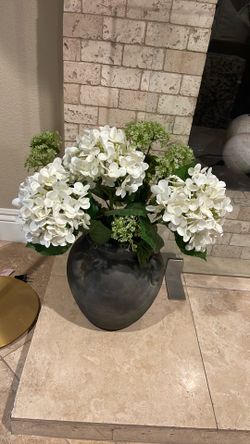Stunning vase
