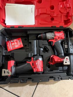 Milwaukee m18 fuel hammer drill and impact