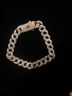 18kt plated , solid not hollow bracelet