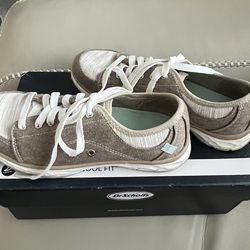 Dr. Scholl’s Memory Foam Cool Fit Casuals