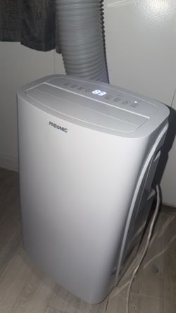 Portable air conditioner