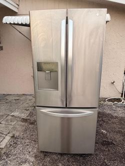 30-inch French door refrigerator
