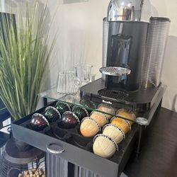 Nespresso Machine + Pod Tray 