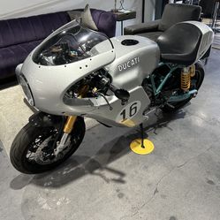 Ducati Paul Smart 1000 LE