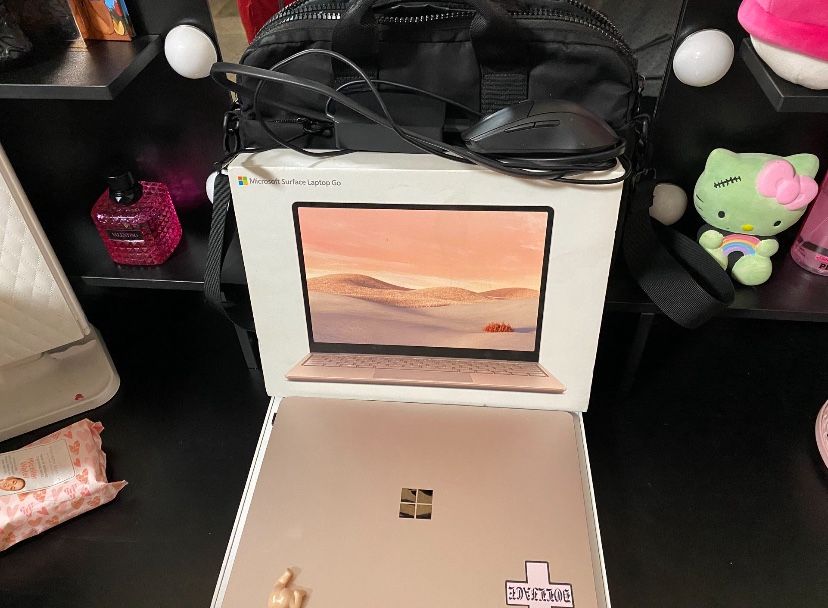 Microsoft Surface Go laptop