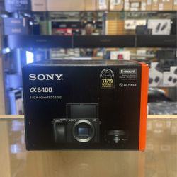 Sony A6400 With 16-50mm Lens