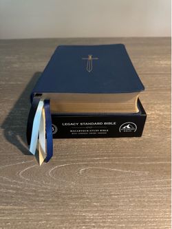LSB MacArthur Study Bible Navy Blue Cowhide -  New with Box