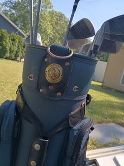 Golf Bag w. 14 Clubs
