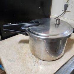 Cooker 