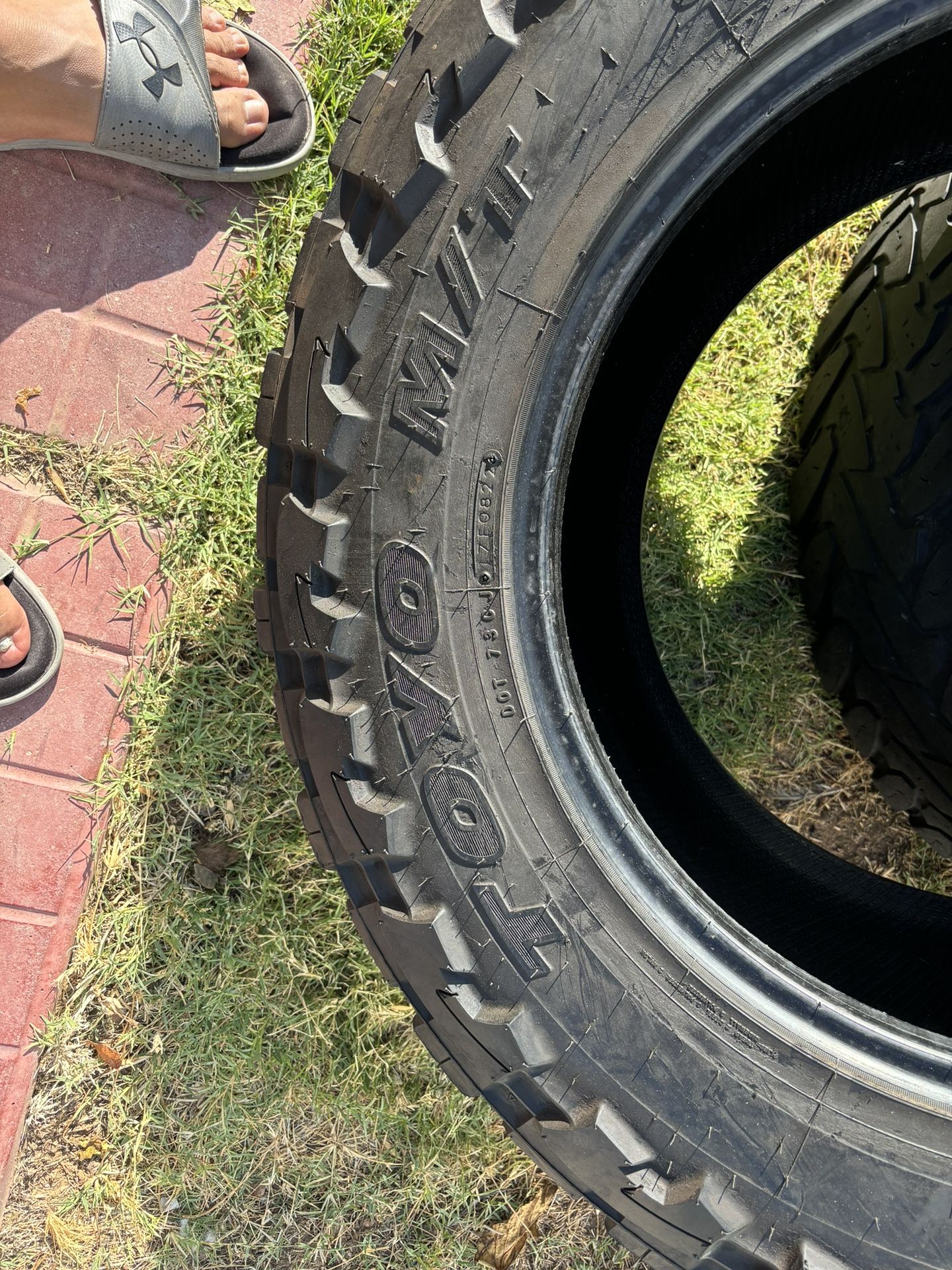 Toyo MT 37x12.50R20