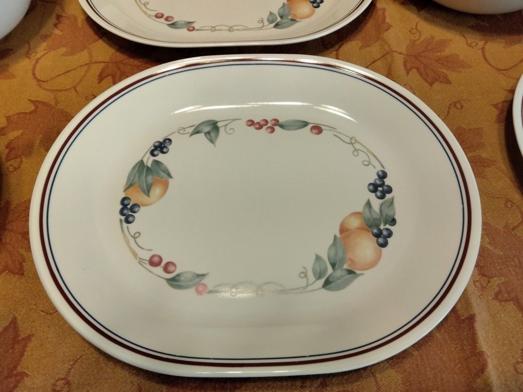 5 Corral Abundance Pattern Oval Serving Platter 12 1/4" X 10". Corelle CorningWare Serving Platter $15 Ea