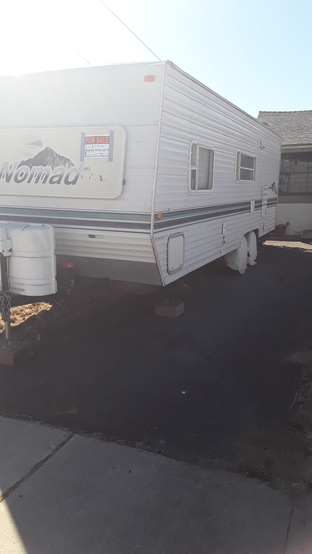 25 FT Nomad travel trailer