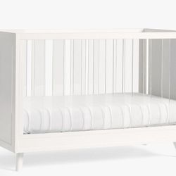 Sloan Acrylic Crib 