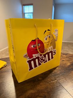 M&M's Yellow Gift Bag with Rope Handles