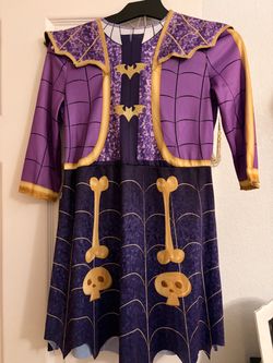 Vamprina / Pocahontas costumes small 4/6