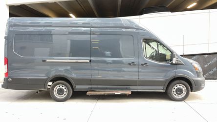 2020 Ford Transit-250