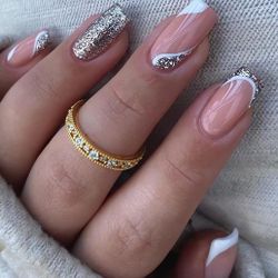 B2G1F 24-pcs. Square Medium White French Tip Press On Nails