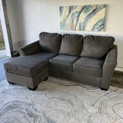 Sectional Couch **WILL DELIVER **