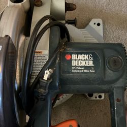 Black &Decker Miter Saw