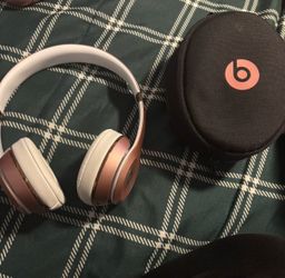 Beats Solo Wireless Headphones with Case