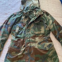 Vintage Late 70s Army Camo Jacket Men’s Large