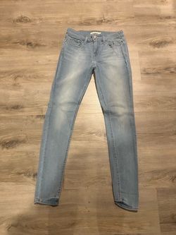 Levis skinny jeans