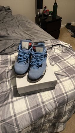 Jordan 4s UNC