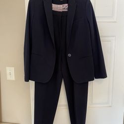 Women’s Suit