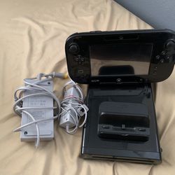 Wii U (PERFECT CONDITION) Negotiable!! 