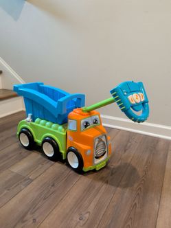 Little Tikes 3 in 1 easy rider truck