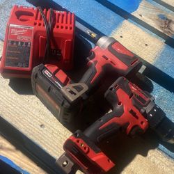 Milwaukee 18 V Impact And Drill ,Charger