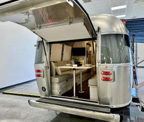2024 Airstream International 25FBT with a Rear Hatch