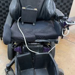 I Level wheelchair