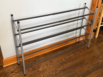 Extendable shoe rack