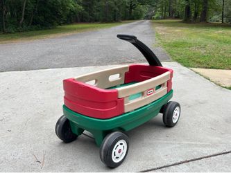 Adorable Little Tykes Wagon