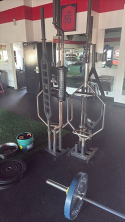 Used bars and special grip bars with stand