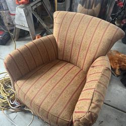 Vintage Lounge Chair