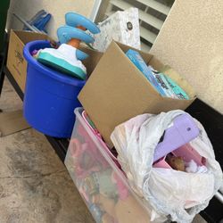 Free Random Toys 