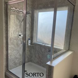 Bathroom shower glass doors 
