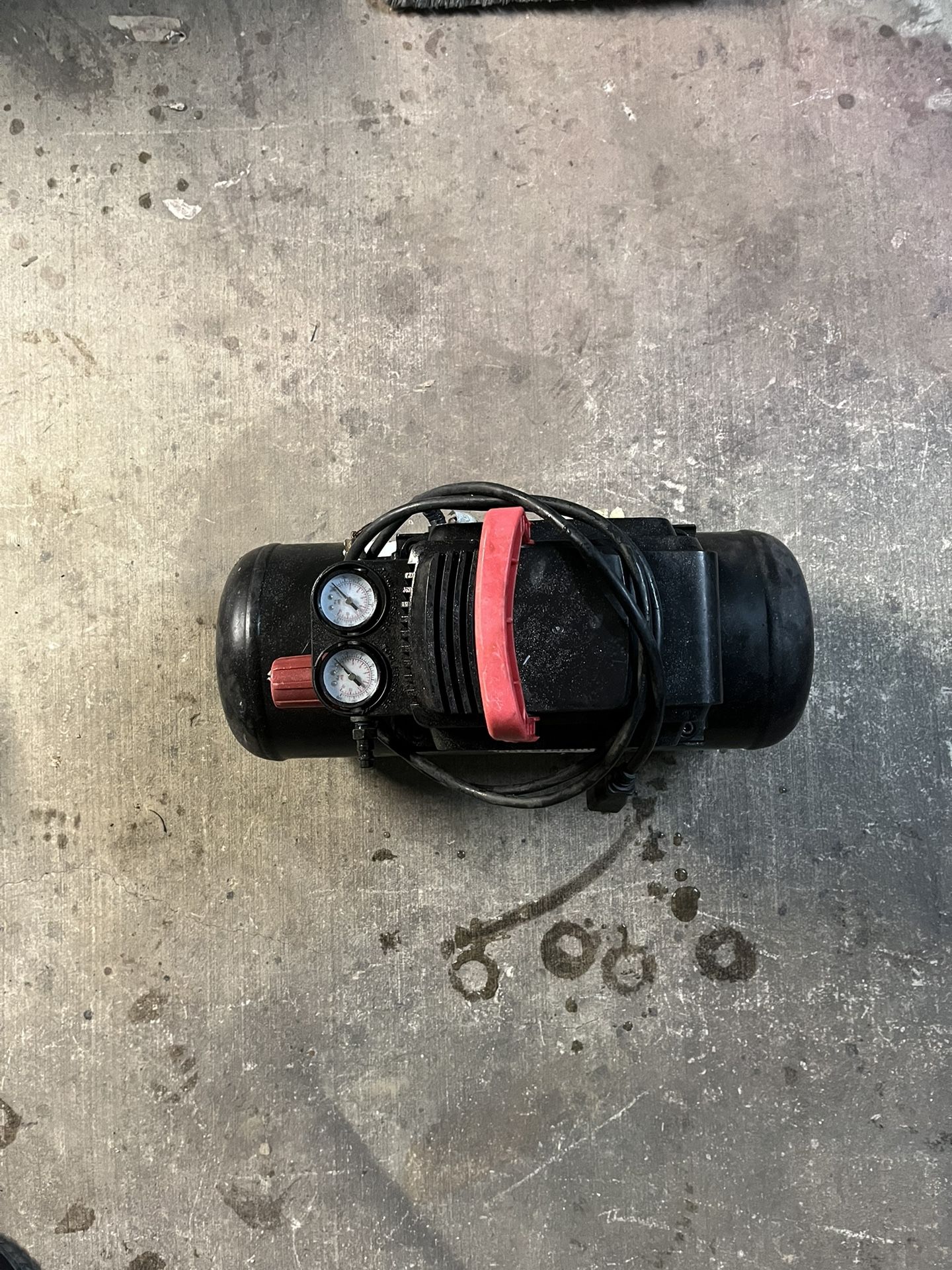 Craftsmen Mini Compressor $40