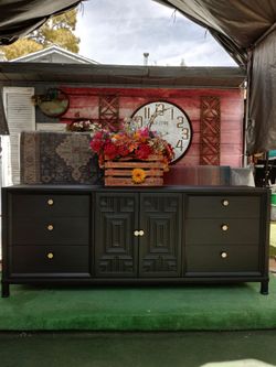 Dresser