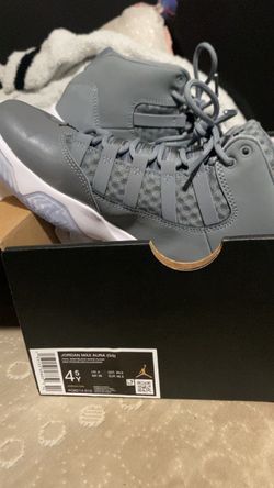 Jordan max aura