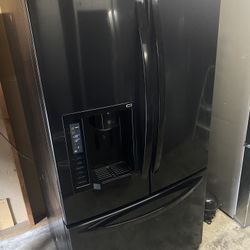 Lg Black Color French Doors Refrigerator 