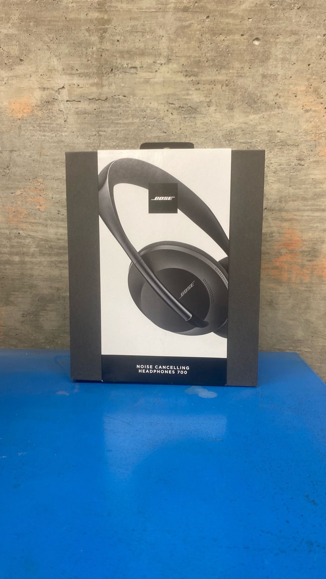 BOSE HP 700 Black Headphones